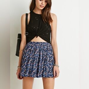 Floral Mini Skirt by Forever 21 Medium